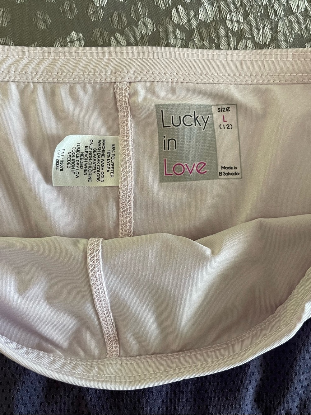 Lucky In Love - Picture 5 of 6